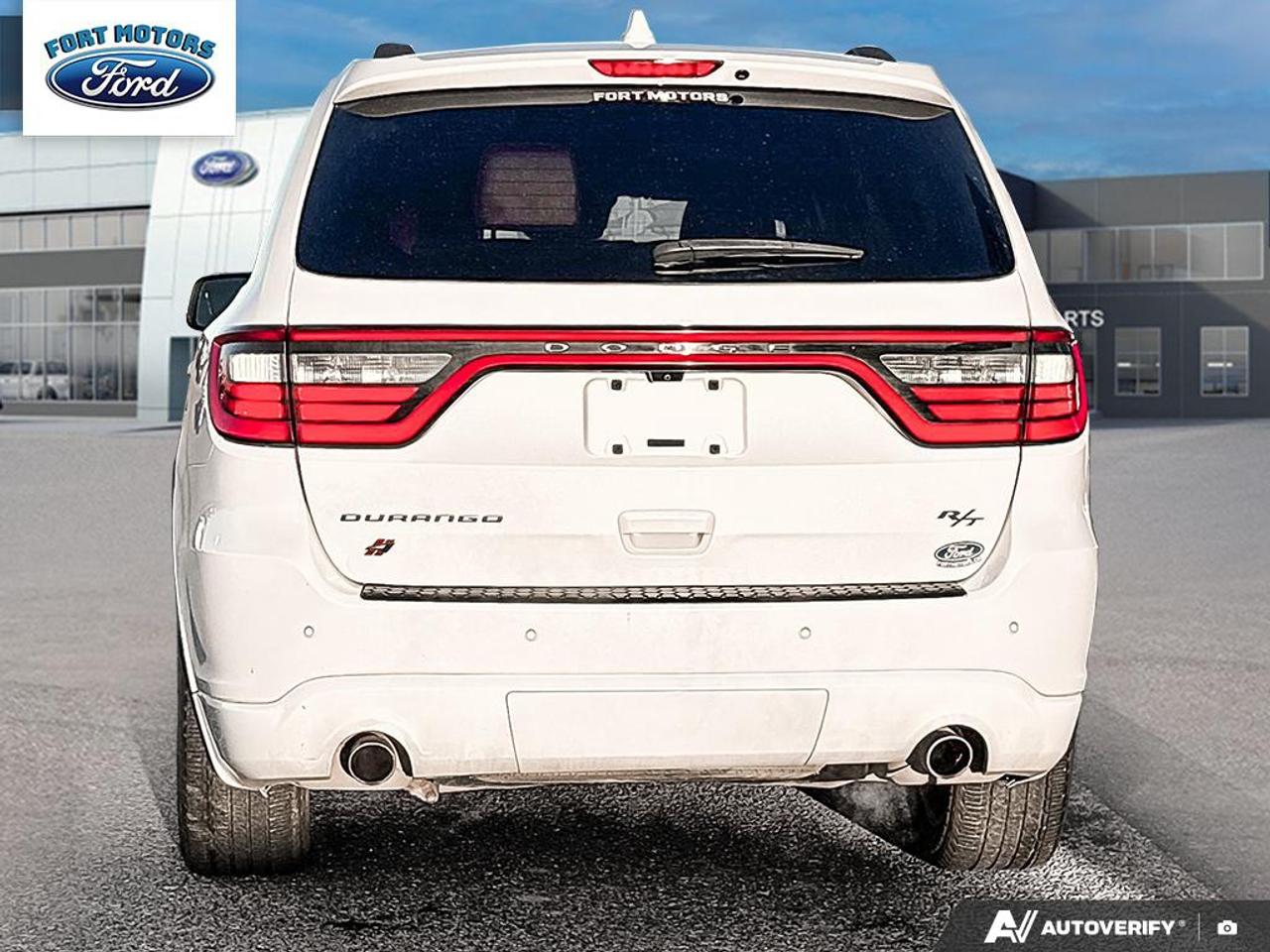 2018 Dodge Durango R/T Photo4