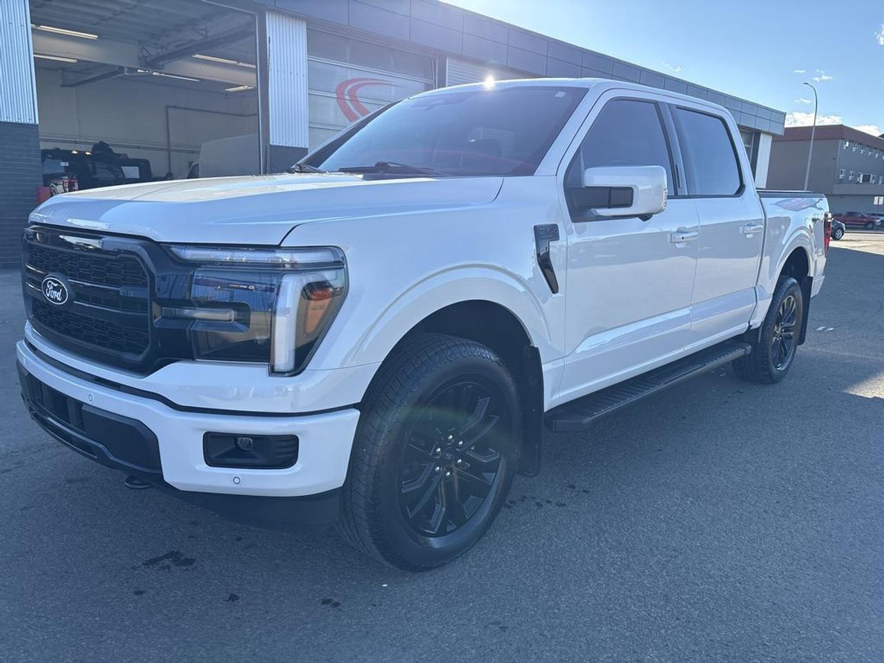 2025 Ford F-150 Lariat Photo1