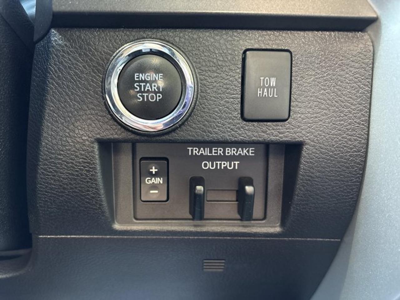 2020 Toyota Tundra SR5 Double Cab 6.5' Bed 4x4 | No Accidents Photo