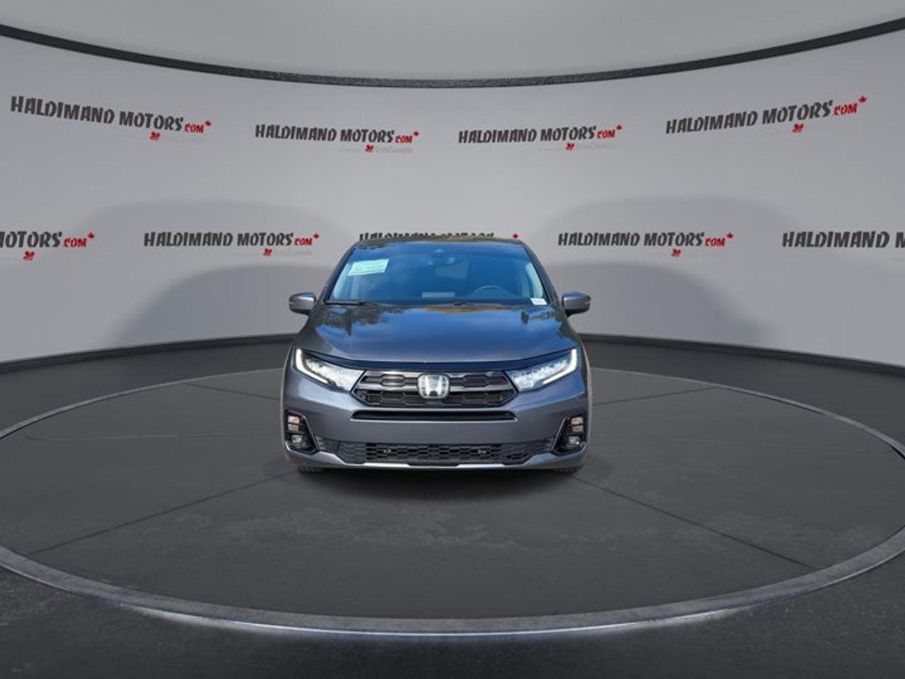2025 Honda Odyssey Touring | No Accidents | Sunroof | Vent. Front Seats Photo2
