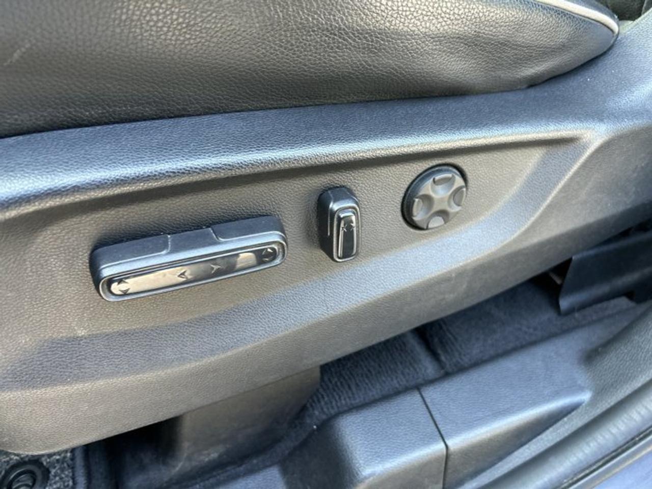 2025 Honda Odyssey Touring | No Accidents | Sunroof | Vent. Front Seats Photo