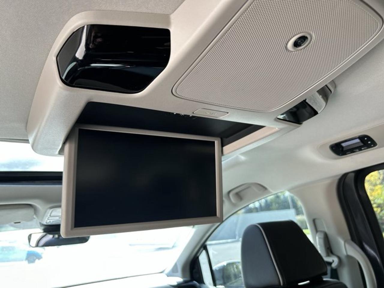 2025 Honda Odyssey Touring | No Accidents | Sunroof | Vent. Front Seats Photo