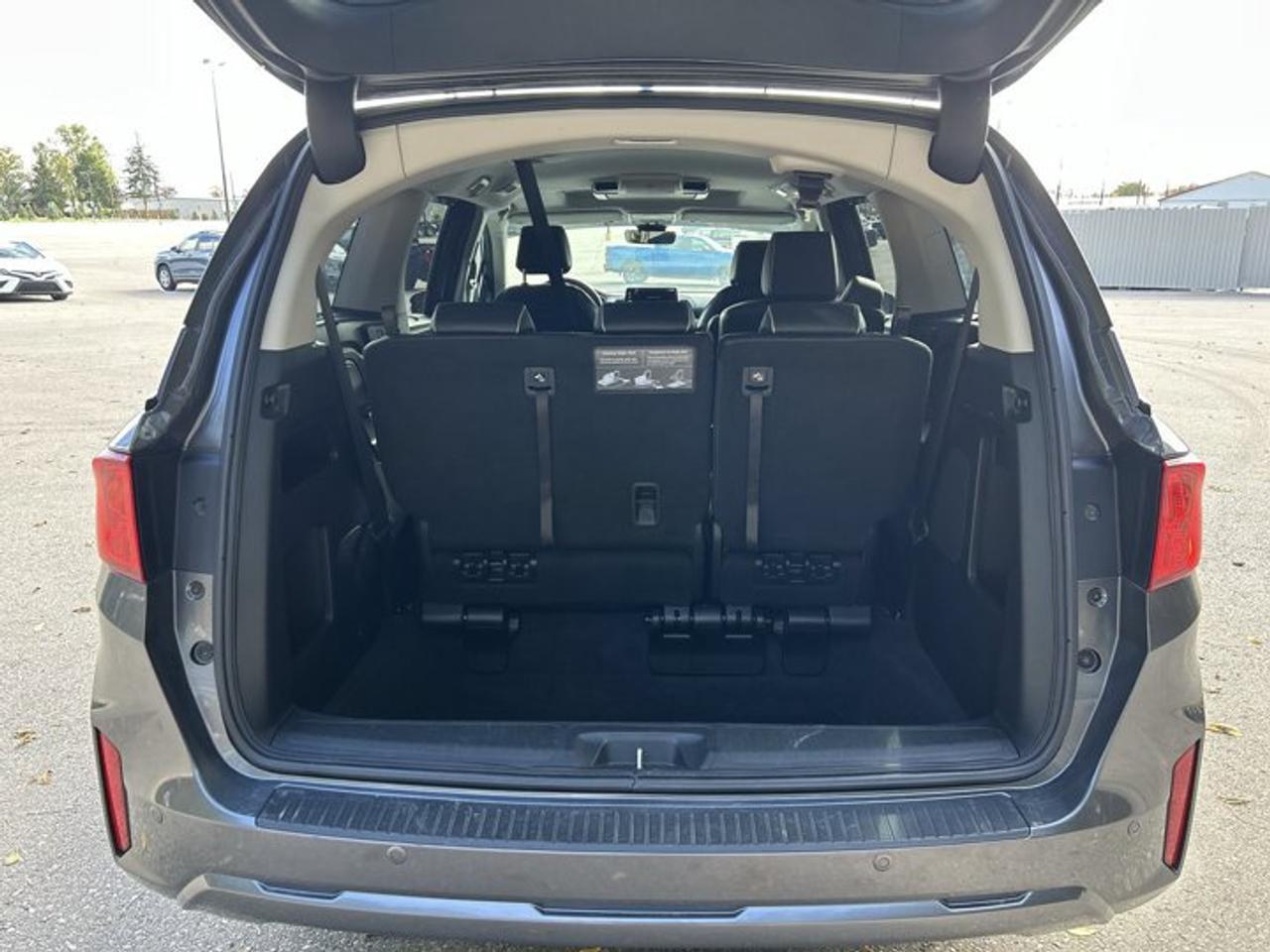 2025 Honda Odyssey Touring | No Accidents | Sunroof | Vent. Front Seats Photo