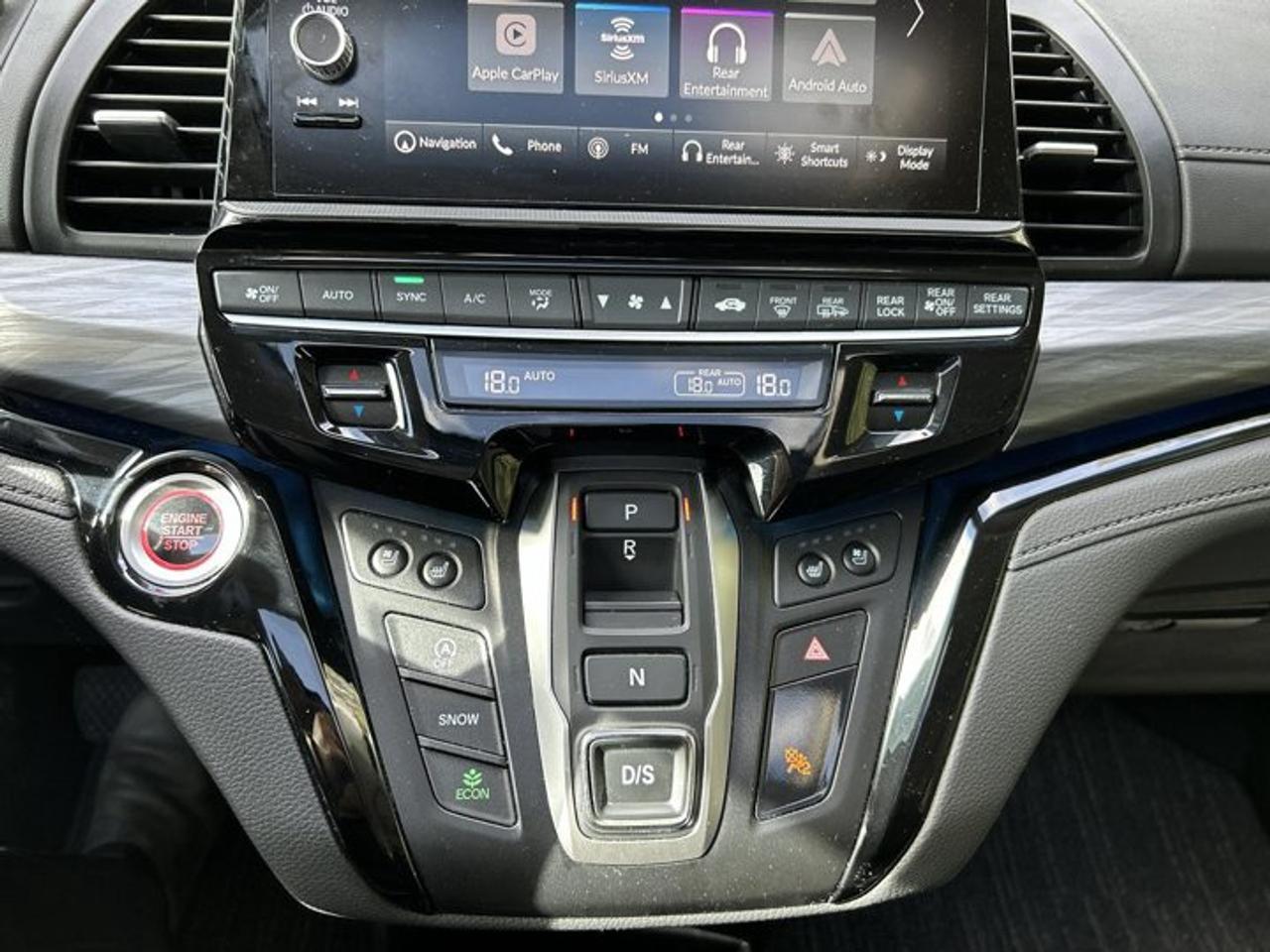 2025 Honda Odyssey Touring | No Accidents | Sunroof | Vent. Front Seats Photo