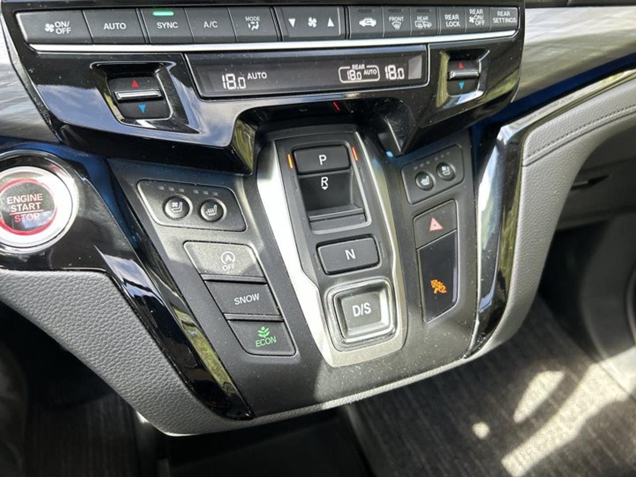 2025 Honda Odyssey Touring | No Accidents | Sunroof | Vent. Front Seats Photo