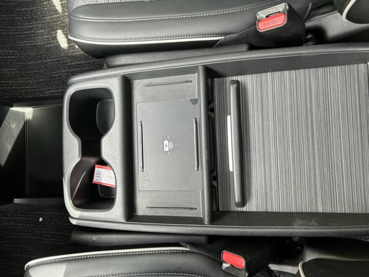 2025 Honda Odyssey Touring | No Accidents | Sunroof | Vent. Front Seats Photo