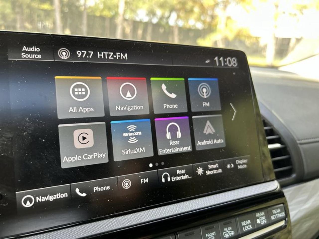 2025 Honda Odyssey Touring | No Accidents | Sunroof | Vent. Front Seats Photo