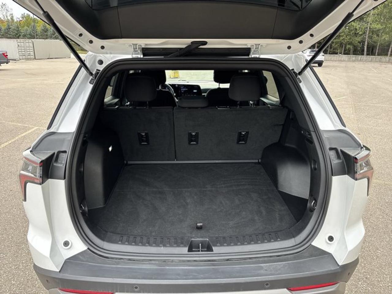 2026 Chevrolet Equinox LT AWD | No Accidents | Pano. Sunroof | Heated Steering Photo