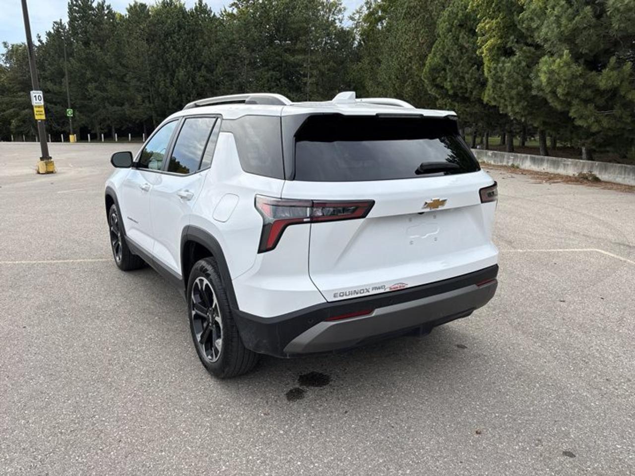 2026 Chevrolet Equinox LT AWD | No Accidents | Pano. Sunroof | Heated Steering Photo