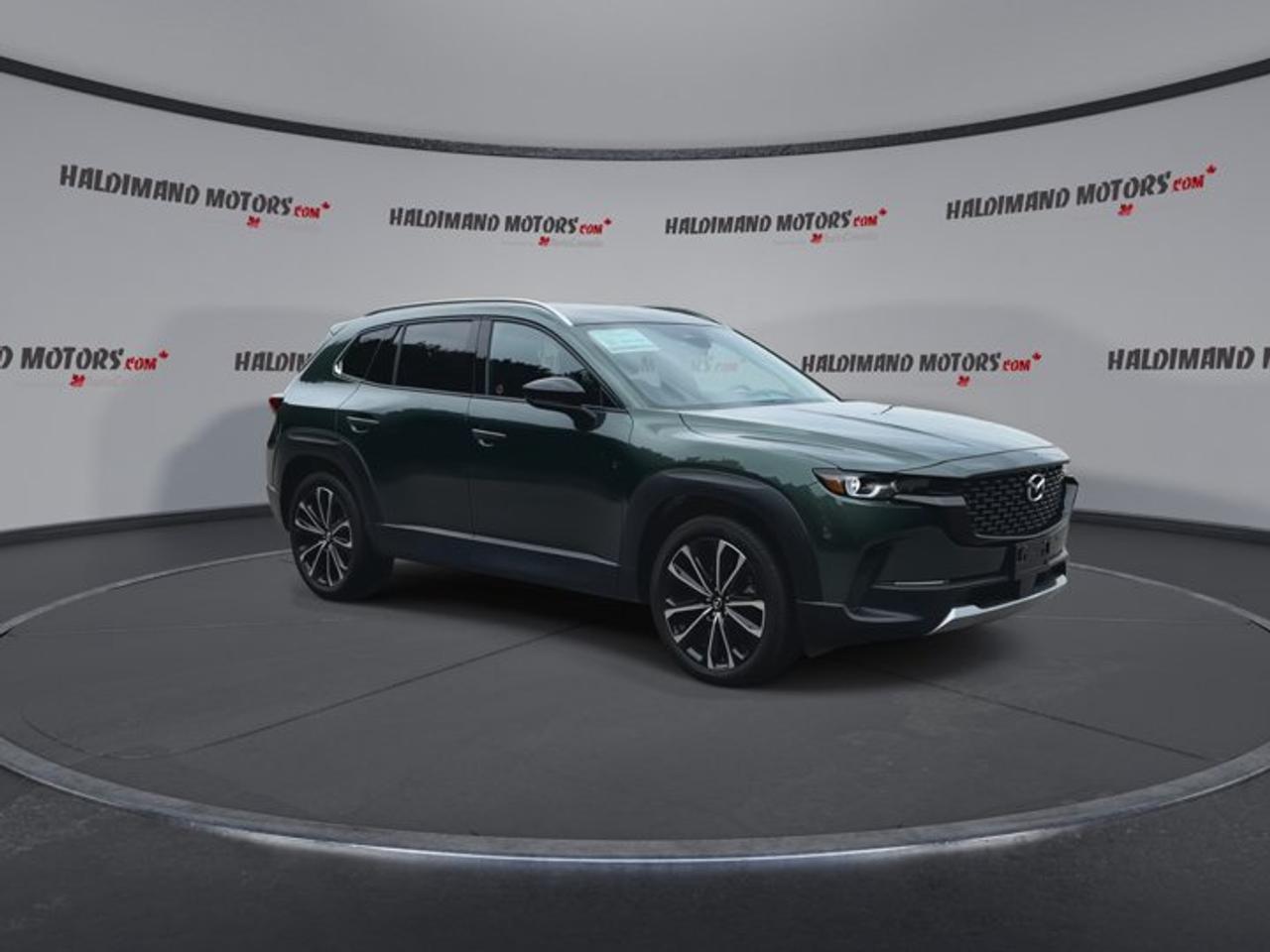 2025 Mazda CX-50 GT w/Turbo AWD | No Accidents | Leather Seats | 360 Cam. Photo5