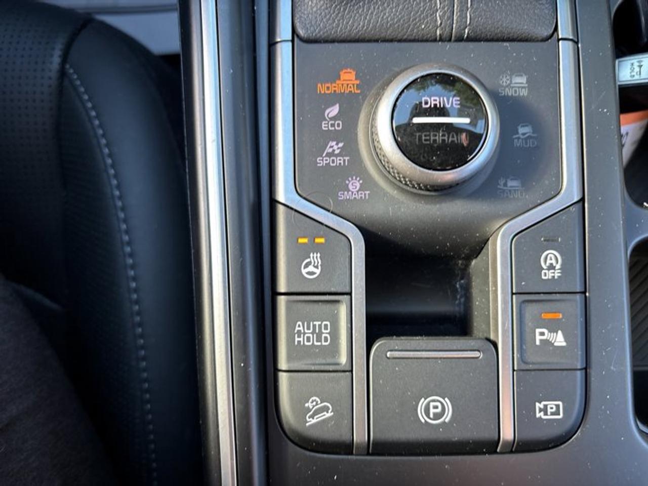 2025 Kia Sorento EX AWD | One Owner | No Accidents | Leather Seats Photo