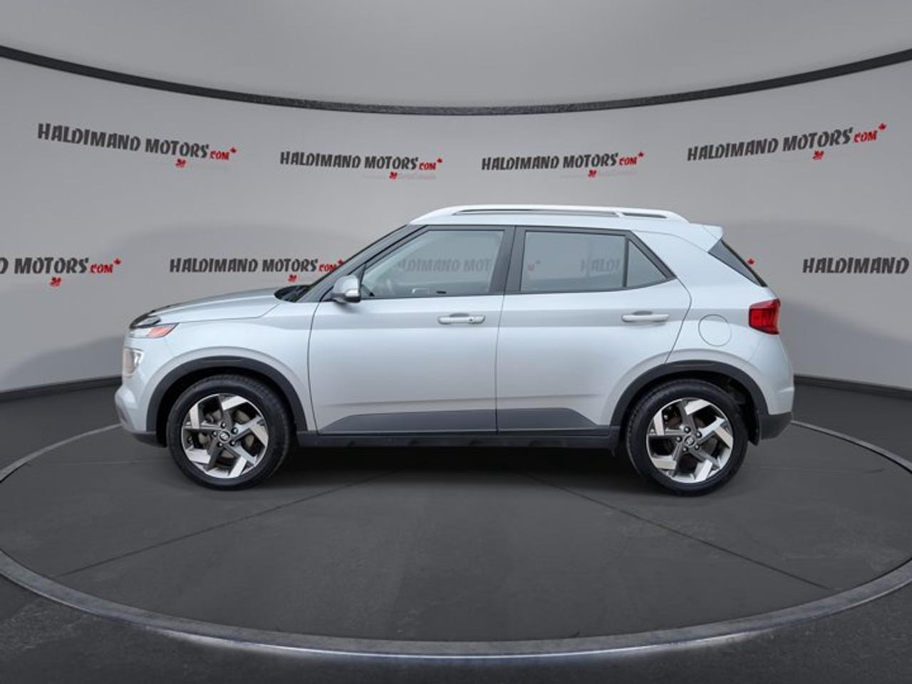 2020 Hyundai Venue Trend | No Accidents | Heated Steering Photo