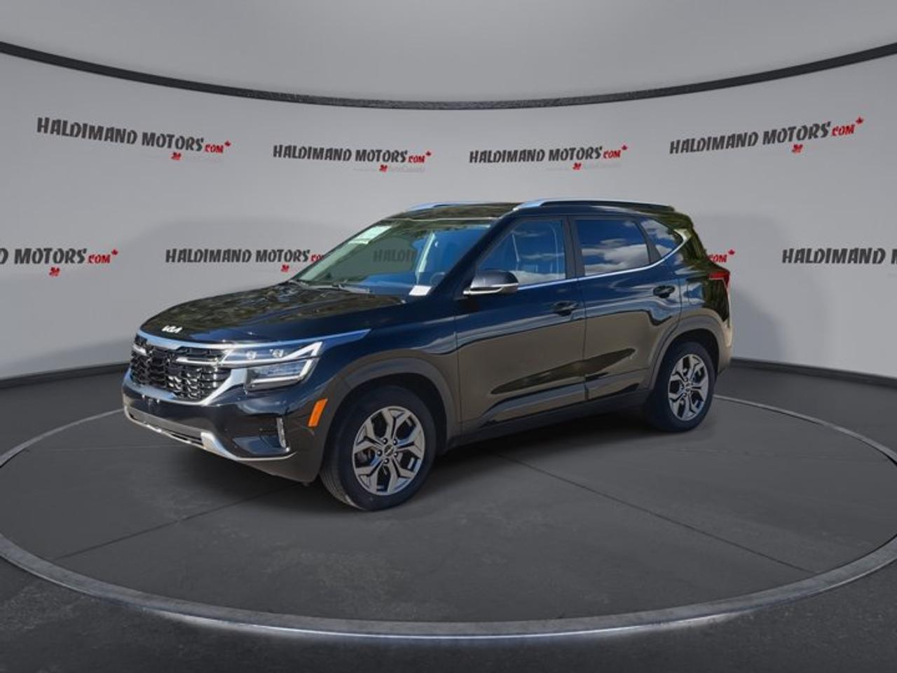 2025 Kia Seltos EX AWD | No Accidents | Heated Steering | Leather Seats Photo3