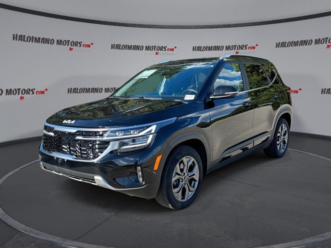 2025 Kia Seltos EX AWD | No Accidents | Heated Steering | Leather Seats Photo0