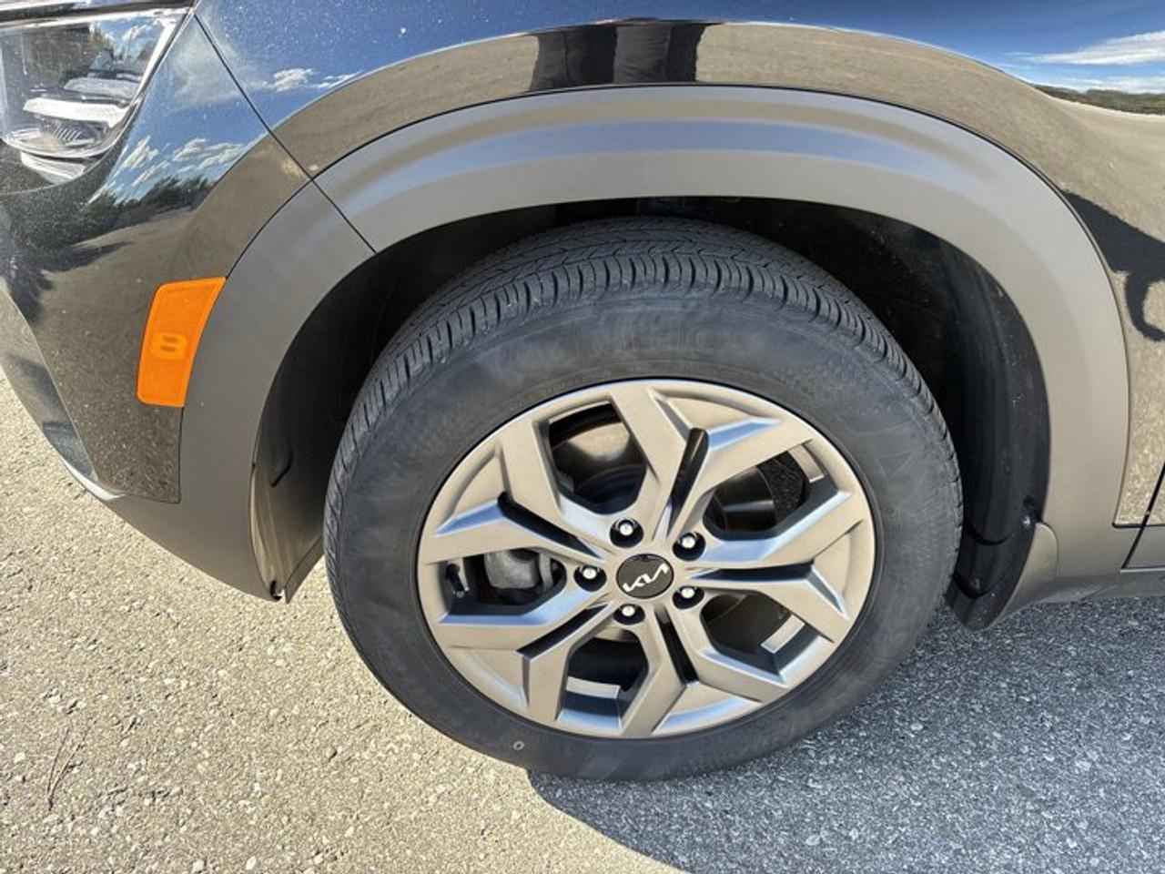 2025 Kia Seltos EX AWD | No Accidents | Heated Steering | Leather Seats Photo