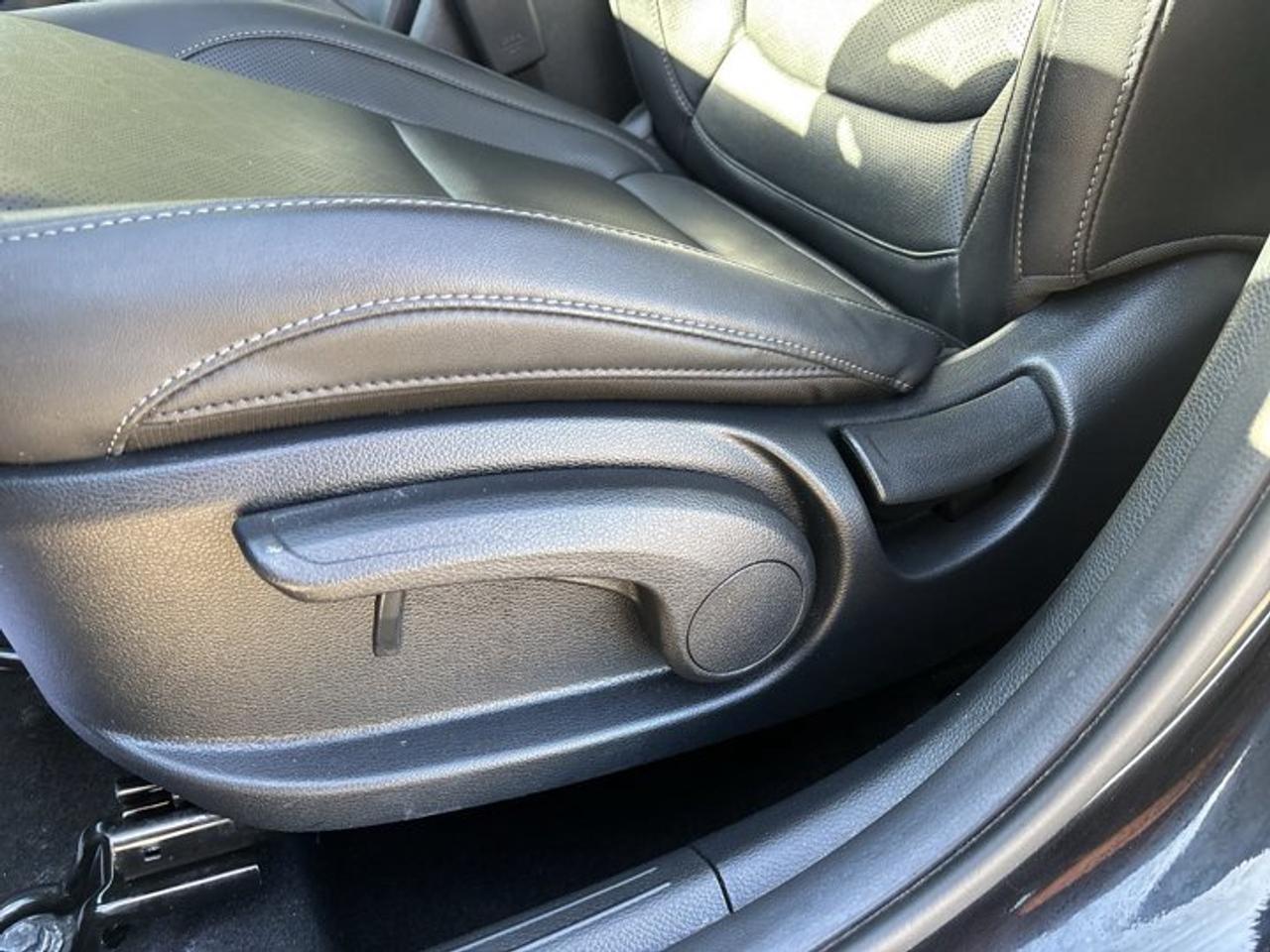 2025 Kia Seltos EX AWD | No Accidents | Heated Steering | Leather Seats Photo