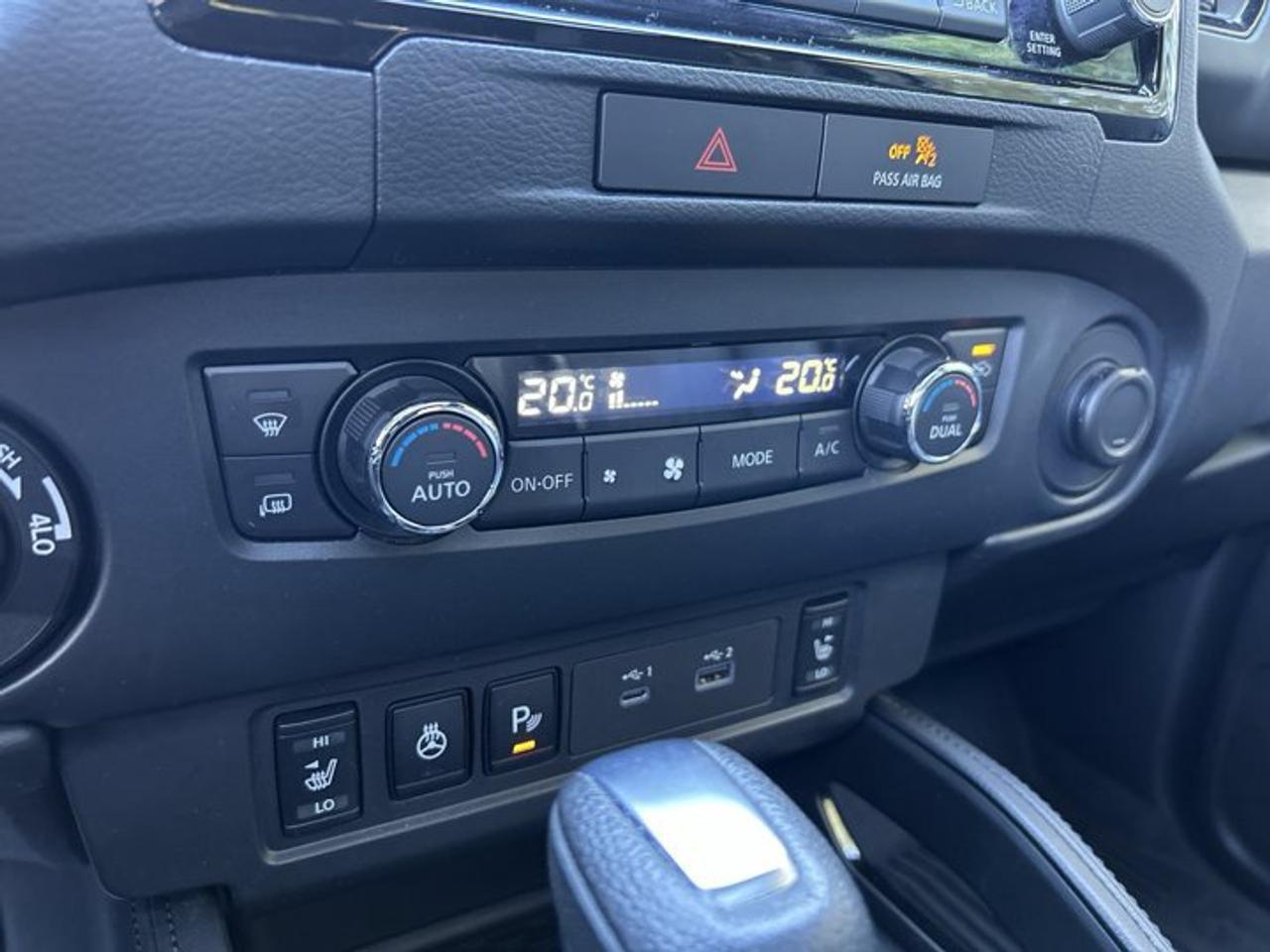 2022 Nissan Frontier PRO-4X Crew Cab 5' Bed 4x4 | One Owner | No Accidents Photo
