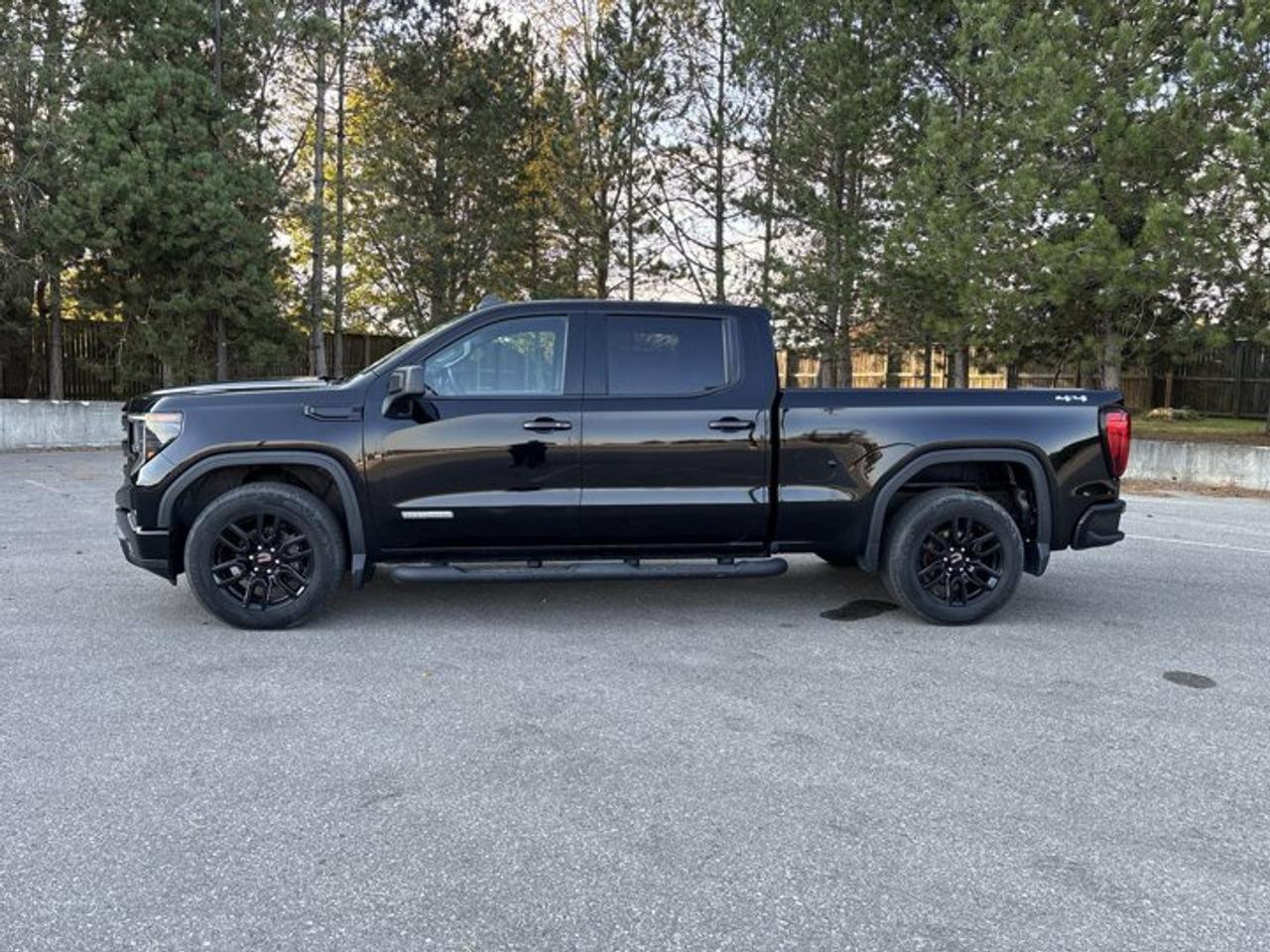 2023 GMC Sierra 1500 Elevation Crew Cab 6.5' Box 4WD | No Accidents Photo