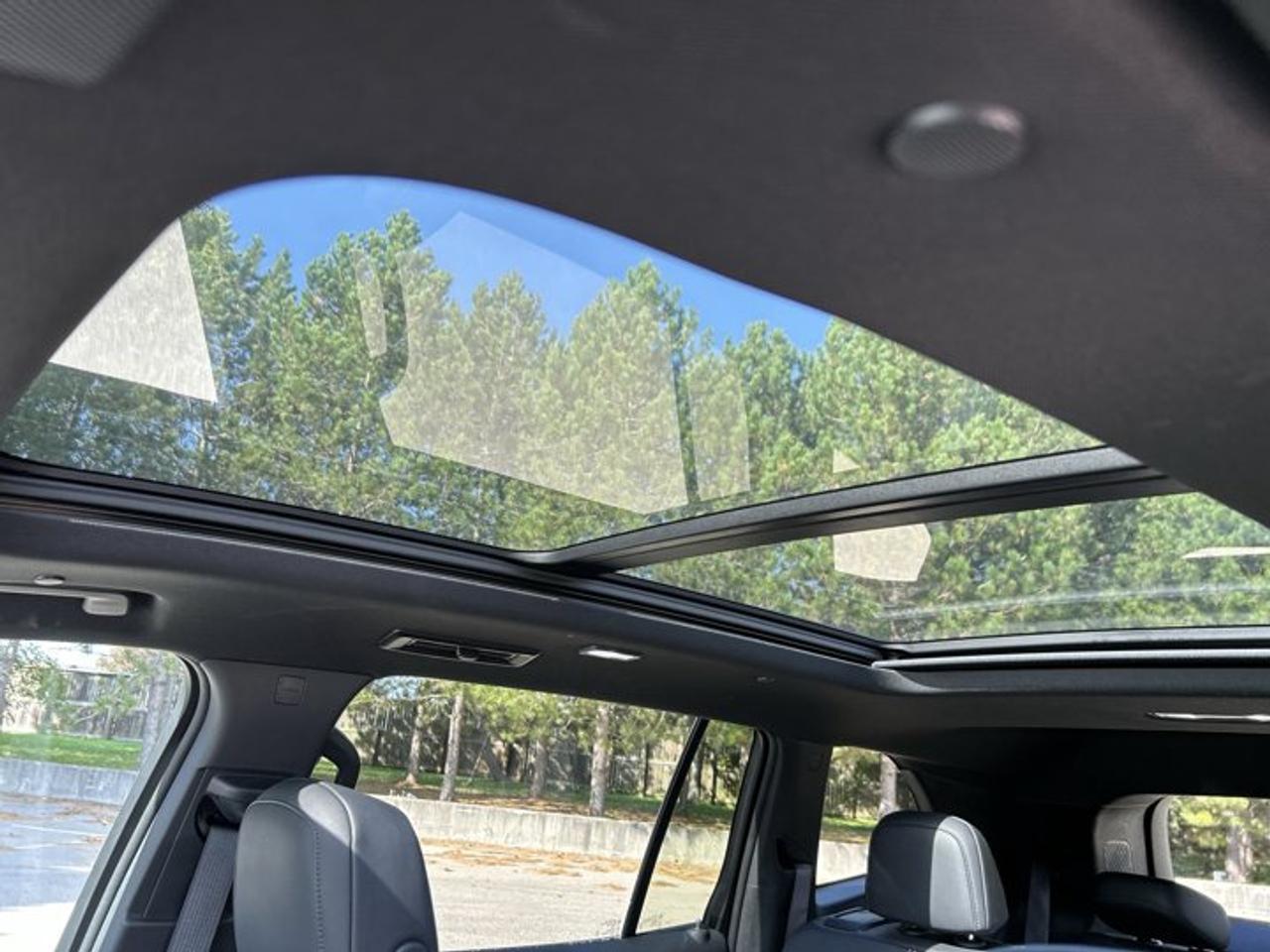 2024 GMC Acadia Elevation AWD | No Accidents | Pano. Sunroof Photo