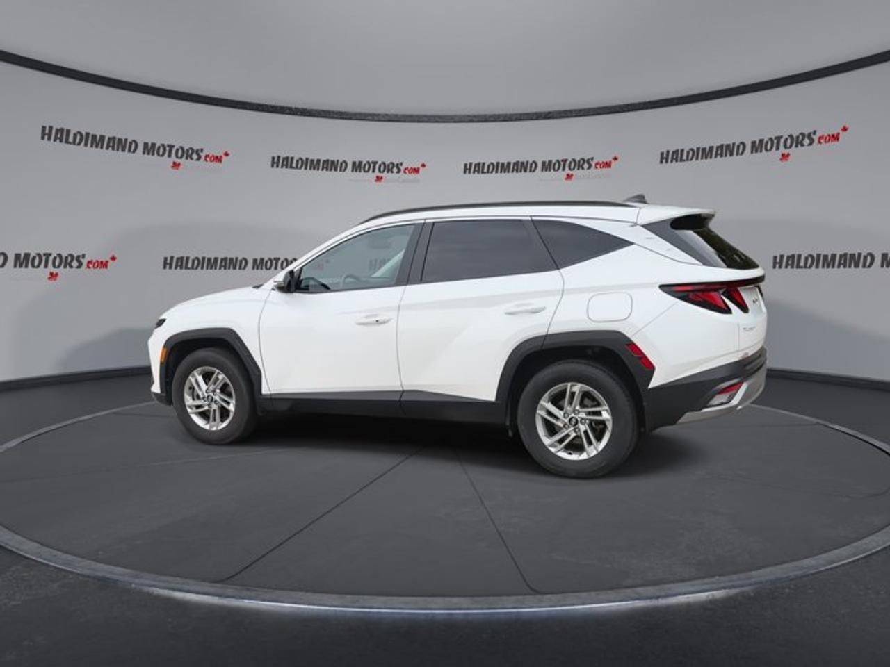 2026 Hyundai Tucson Preferred AWD | One Owner | No Accidents | Heated Steering Photo
