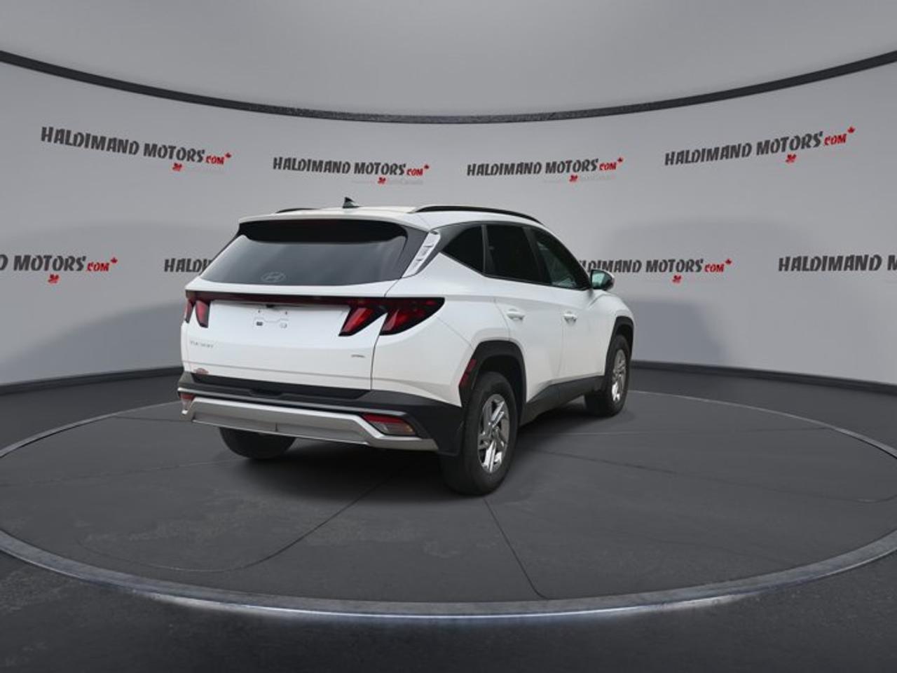 2026 Hyundai Tucson Preferred AWD | One Owner | No Accidents | Heated Steering Photo