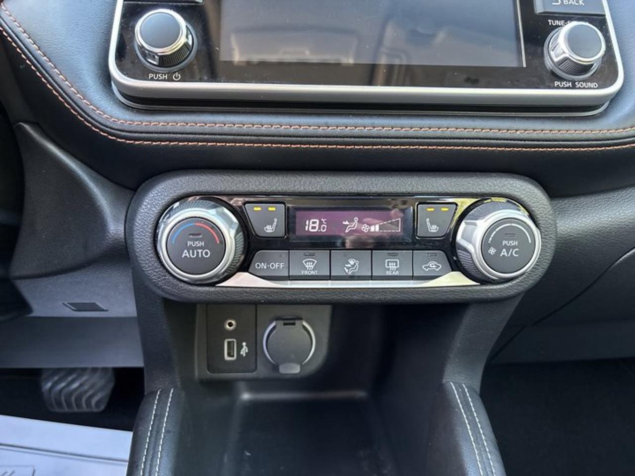 2019 Nissan Kicks SR FWD | No Accidents | Leather Seats Photo