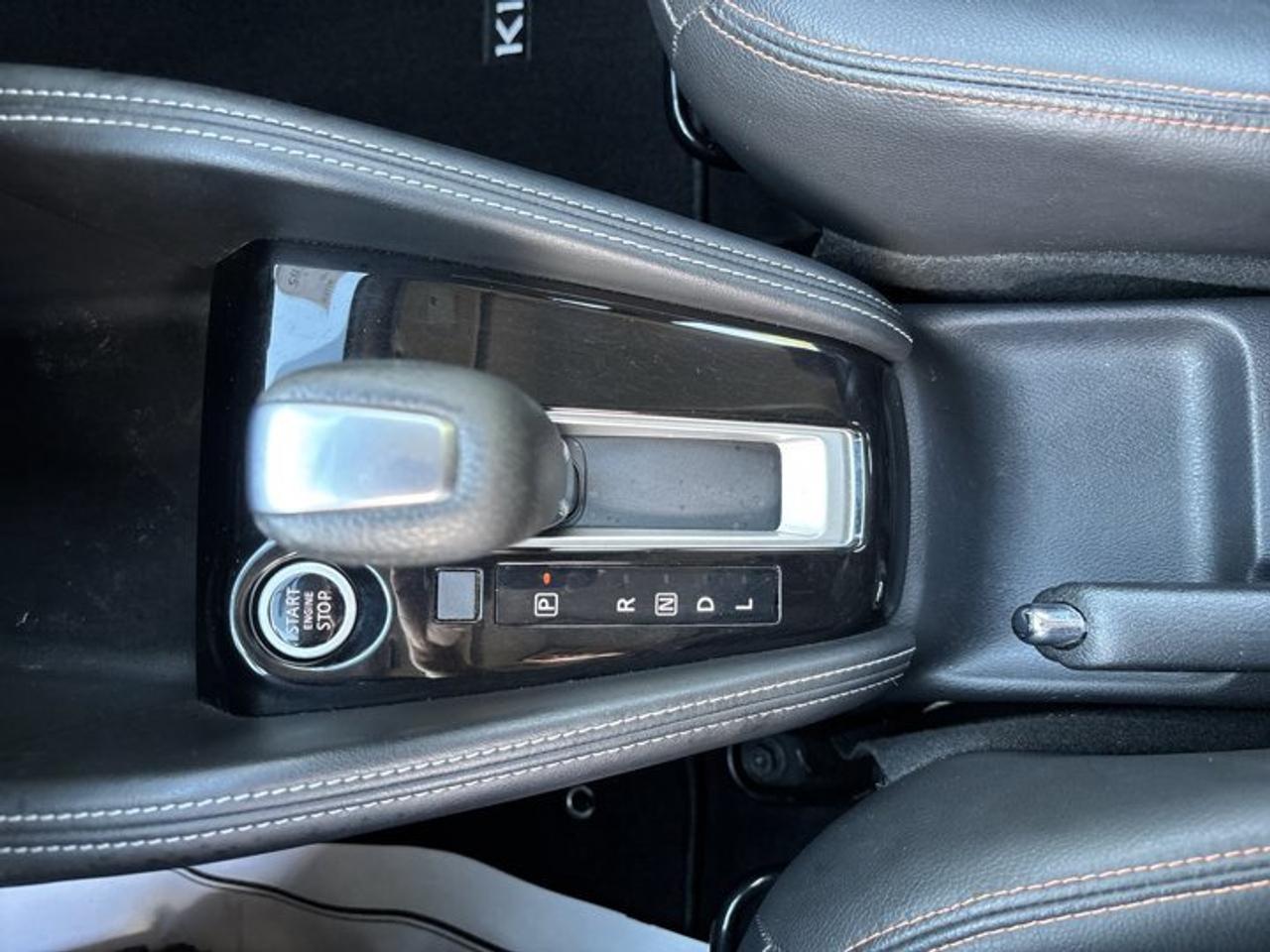 2019 Nissan Kicks SR FWD | No Accidents | Leather Seats Photo