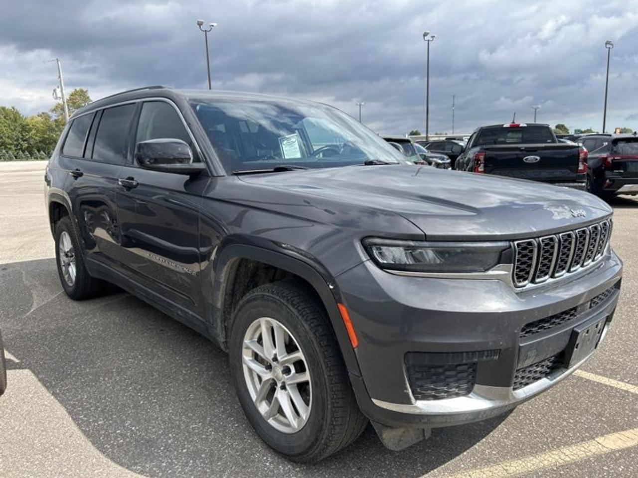 2022 Jeep Grand Cherokee L Laredo 4x4 | One Owner | No Accidents | Heated Steering Photo3