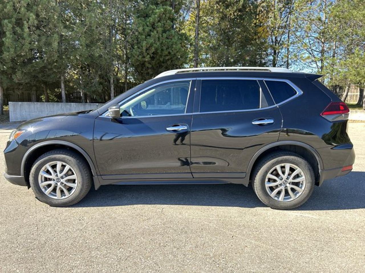 2020 Nissan Rogue S Special Edition AWD | No Accidents | Heated Steering Photo