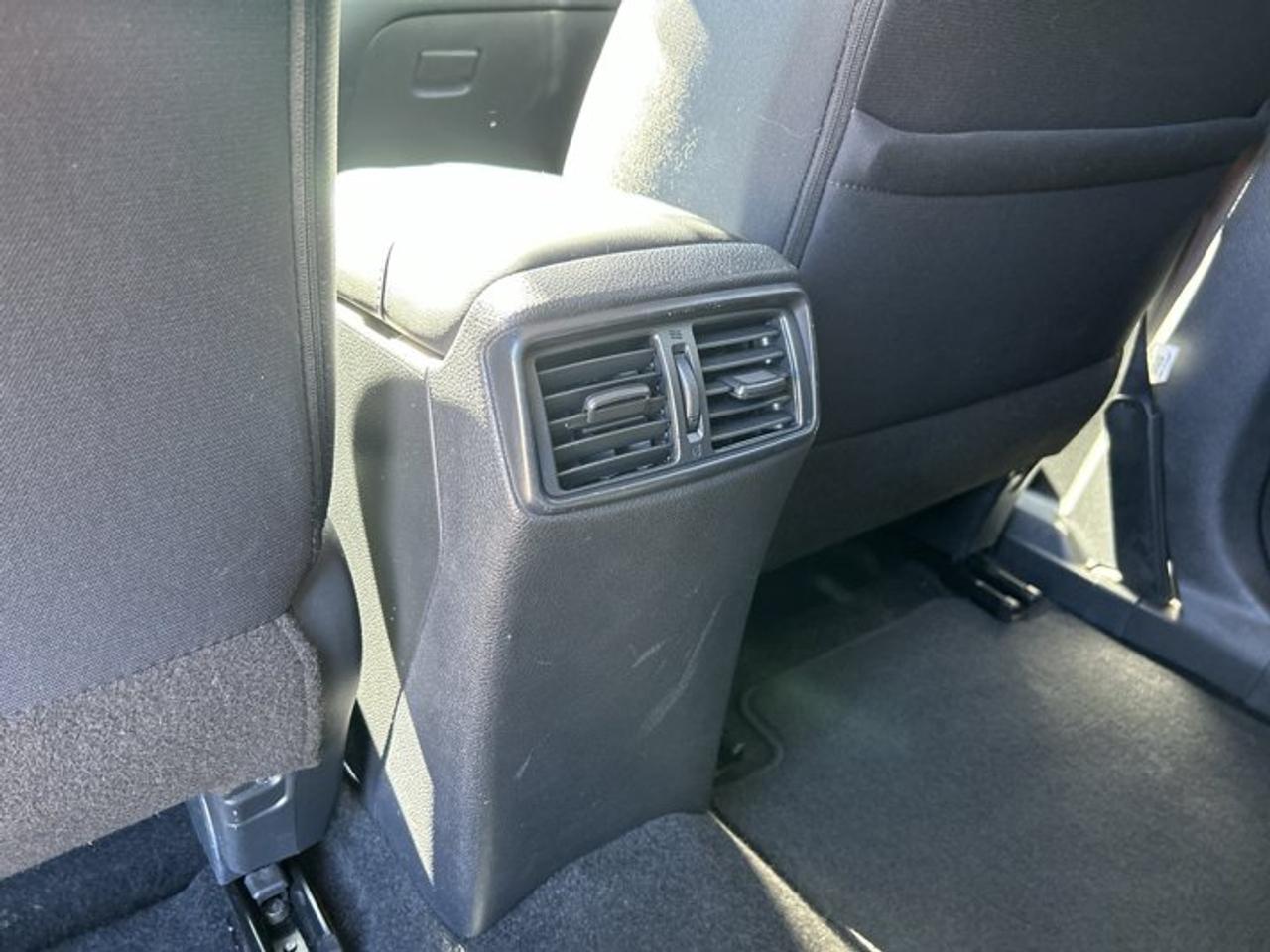 2020 Nissan Rogue S Special Edition AWD | No Accidents | Heated Steering Photo