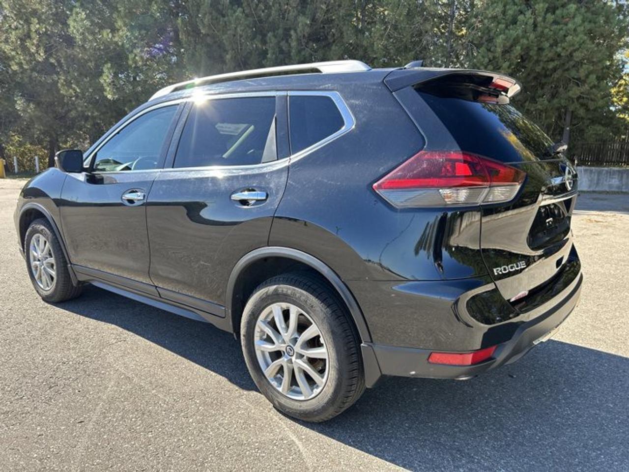 2020 Nissan Rogue S Special Edition AWD | No Accidents | Heated Steering Photo
