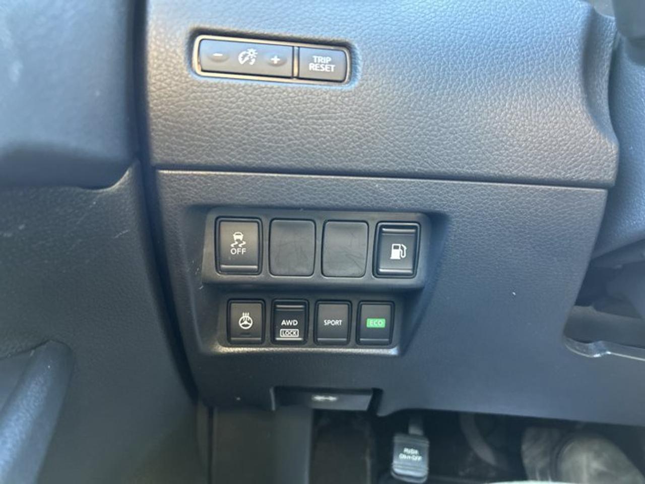 2020 Nissan Rogue S Special Edition AWD | No Accidents | Heated Steering Photo
