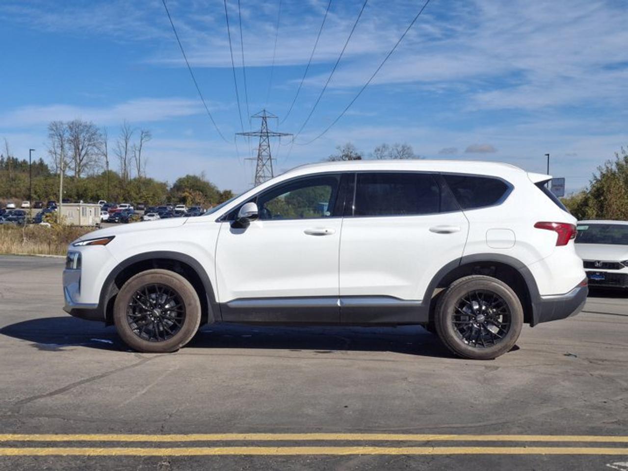 2023 Hyundai Santa Fe Preferred Trend AWD | Leather | Sunroof | Adaptive Cruise | Heated Wheel + Seats | Power Seat & More Photo1