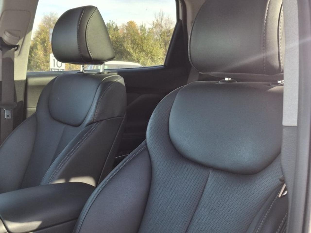 2023 Hyundai Santa Fe Preferred Trend AWD | Leather | Sunroof | Adaptive Cruise | Heated Wheel + Seats | Power Seat & More Photo