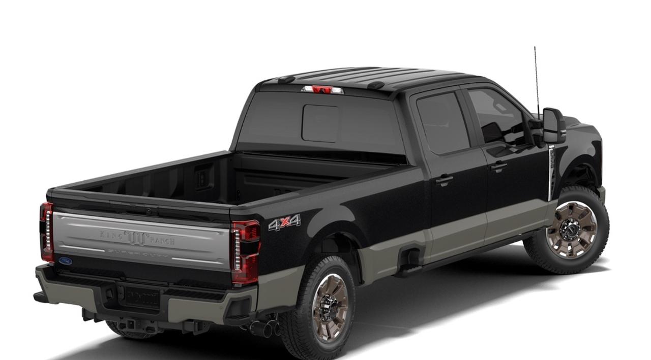 2027 Ford F-350 Super Duty SRW King Ranch Photo