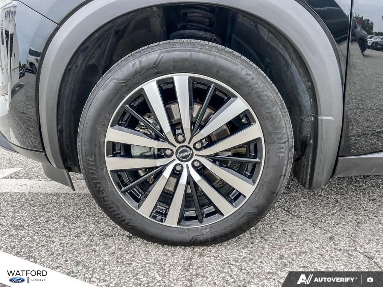 2025 Nissan Pathfinder Platinum 4WD Photo