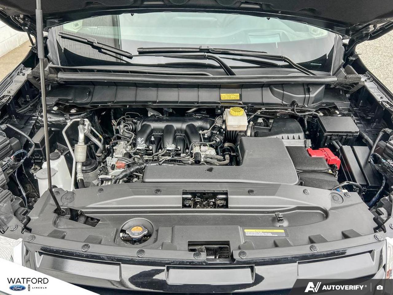 2025 Nissan Pathfinder Platinum 4WD Photo