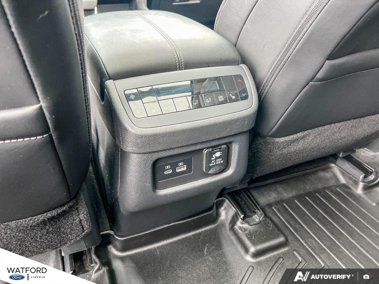 2025 Nissan Pathfinder Platinum 4WD Photo