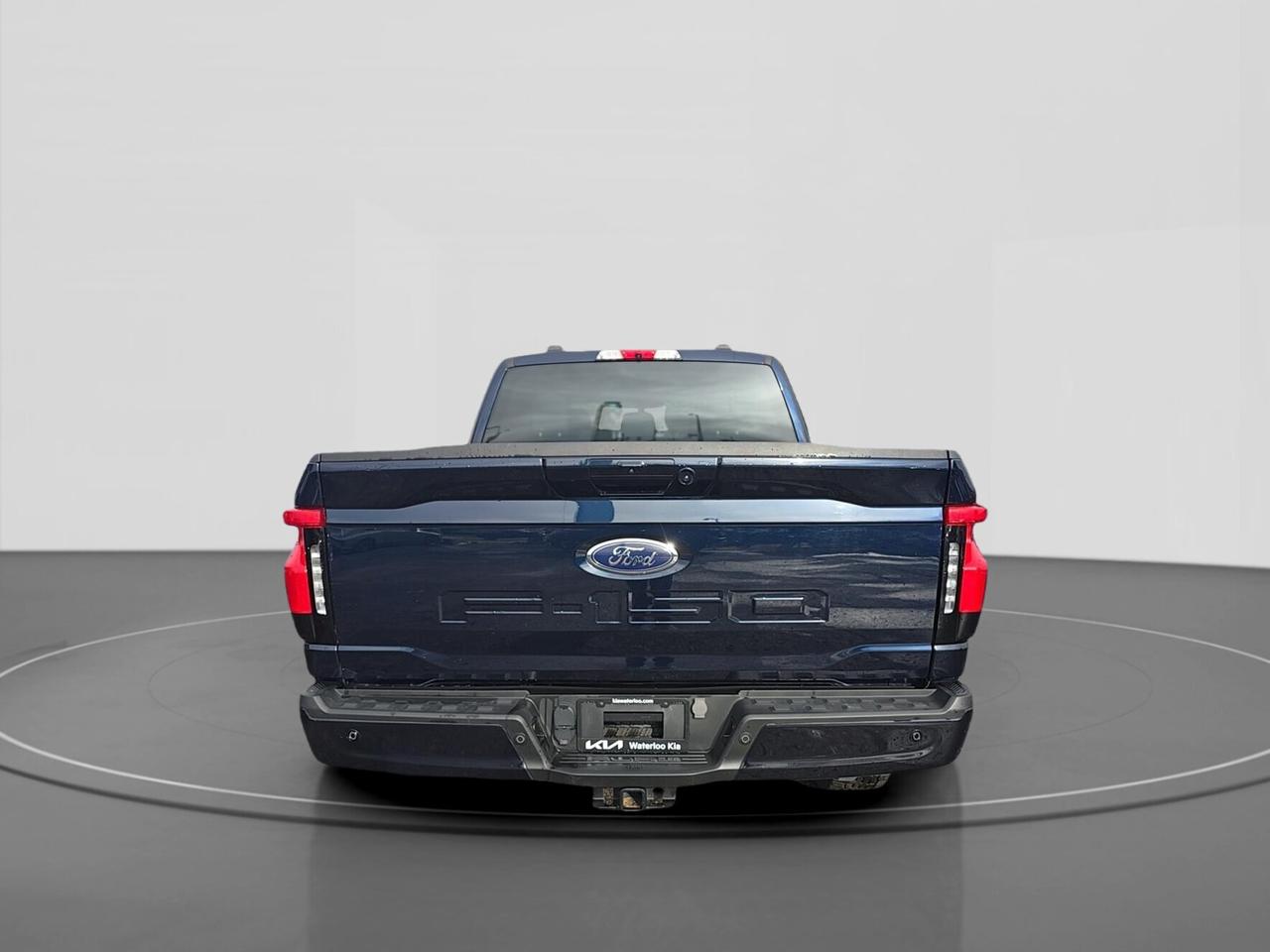 2023 Ford F-150 Lightning XLT Photo2