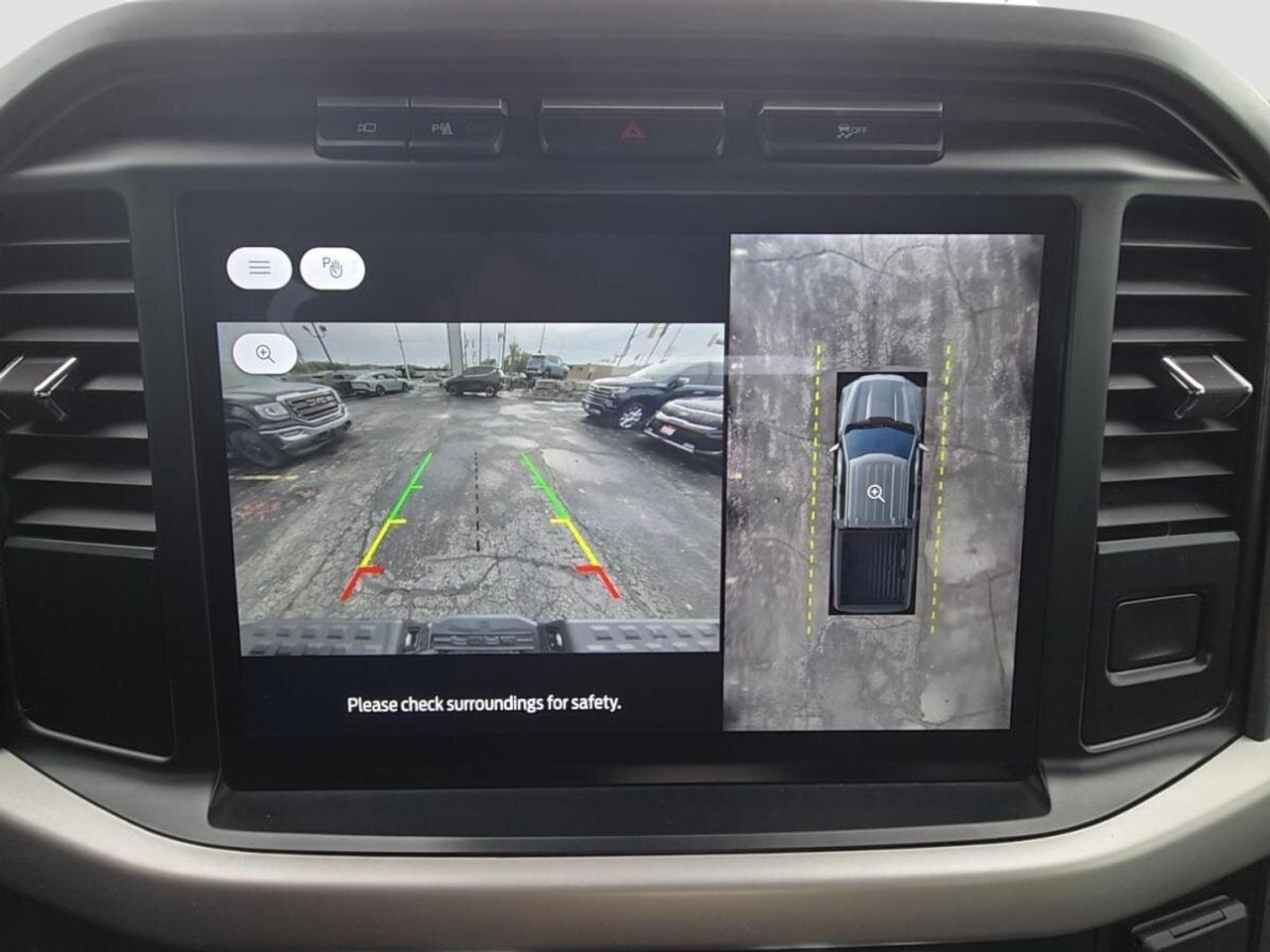 2023 Ford F-150 Lightning XLT Photo