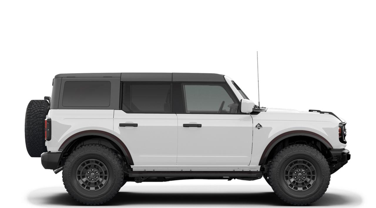 2026 Ford Bronco Outer Banks Photo
