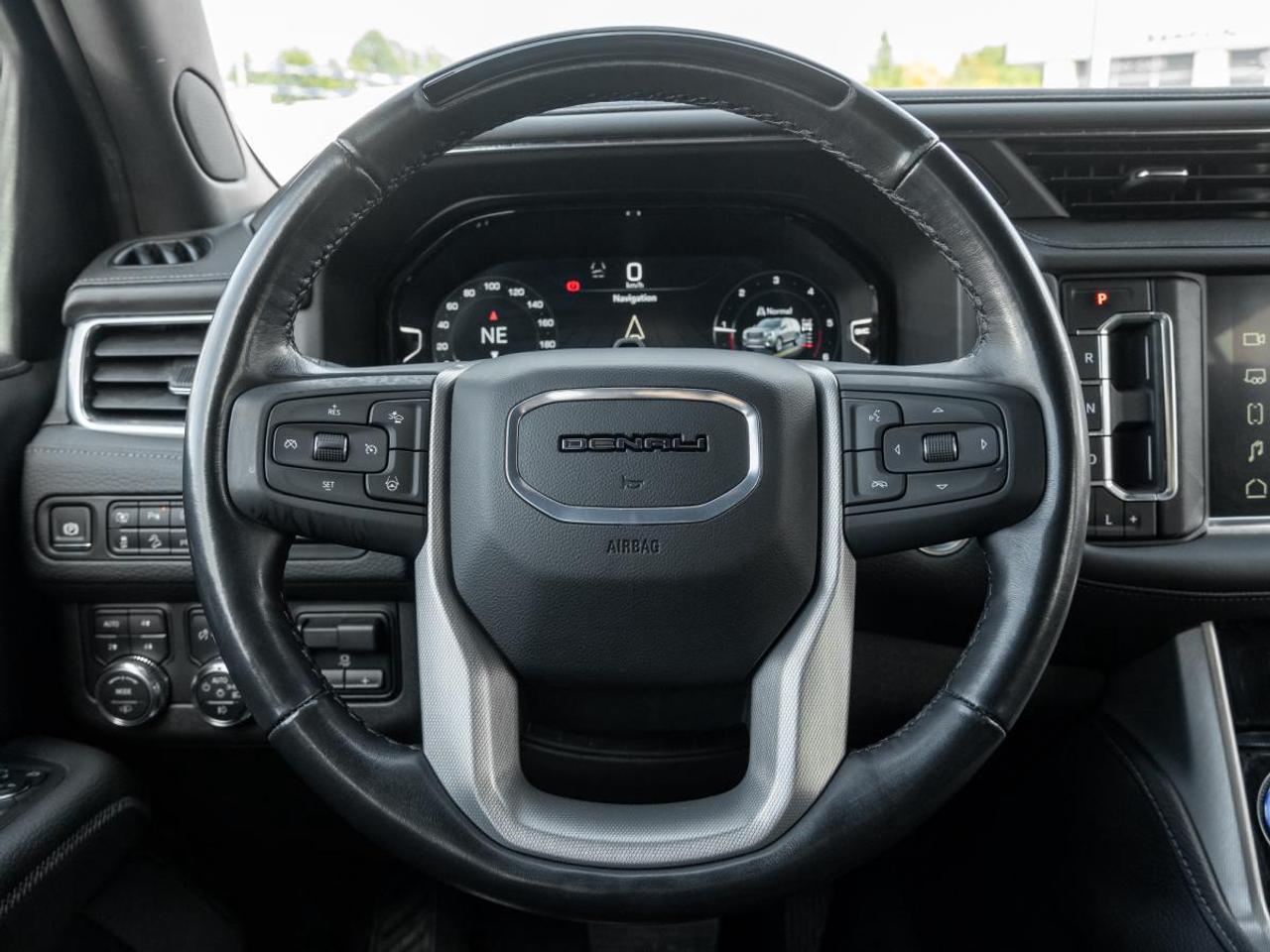 2024 GMC Yukon Denali Photo