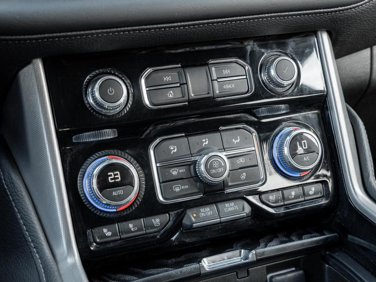 2024 GMC Yukon Denali Photo