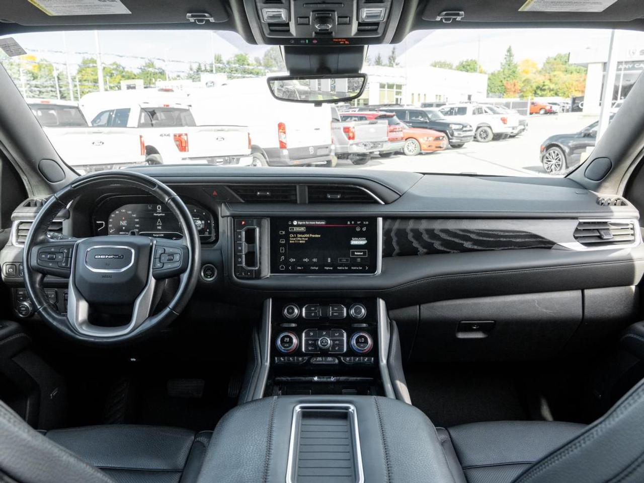 2024 GMC Yukon Denali Photo