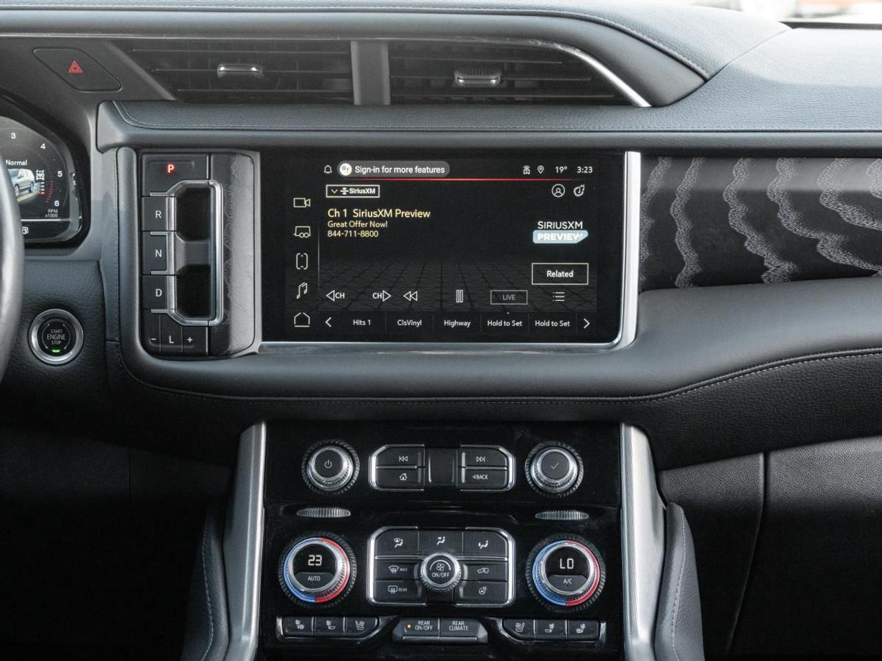 2024 GMC Yukon Denali Photo