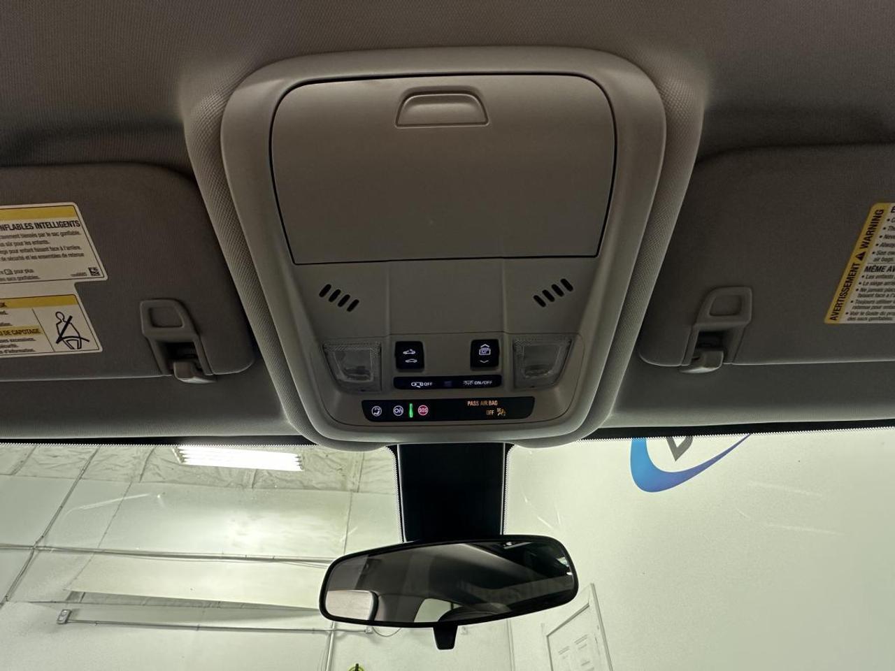 2024 Chevrolet Equinox LT/AWD/PANOROOF/APPLE CARPLAY/REM START/PWR HEATED/MORE! Photo