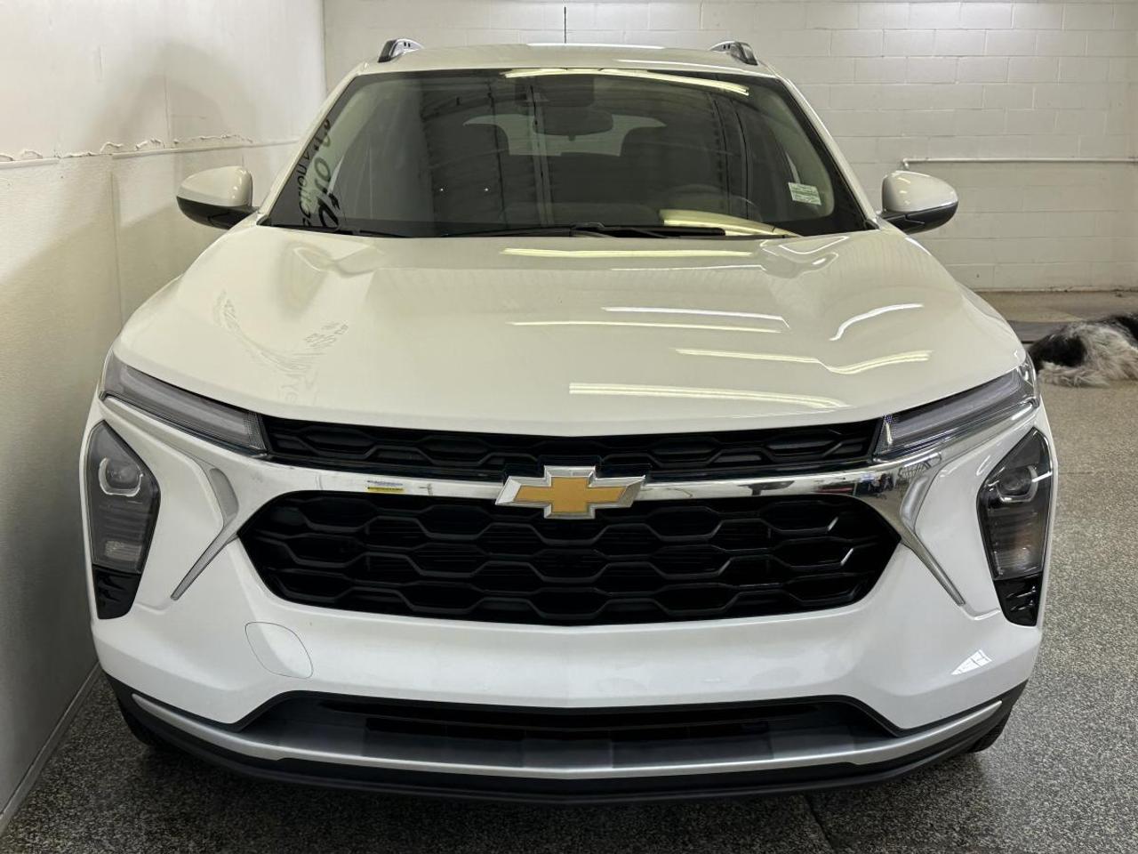 2025 Chevrolet Trax LT/19000KAM/ALLOYS/BIG SCREEN! Photo1