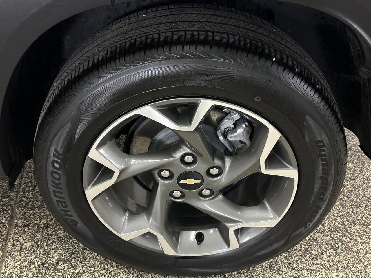 2025 Chevrolet Trax LT/19000KAM/ALLOYS/BIG SCREEN! Photo