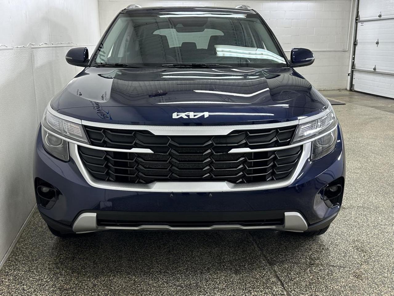 2024 Kia Seltos LX - HEATED SEATS/AC/FULL POWER GROUP/OFF 1 OWNER LEASE! Photo1