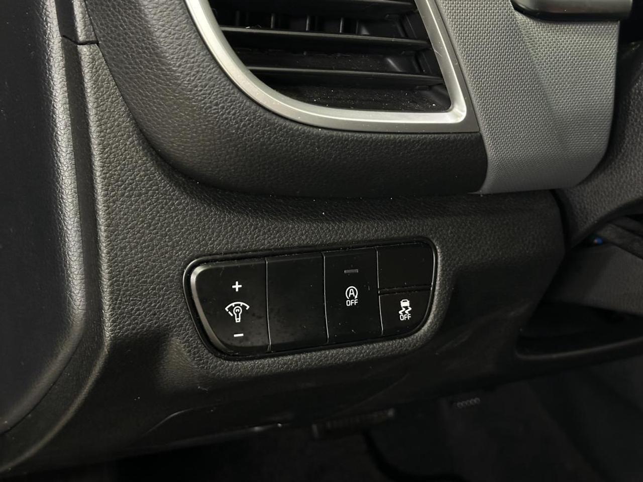 2024 Kia Seltos LX - HEATED SEATS/AC/FULL POWER GROUP/OFF 1 OWNER LEASE! Photo